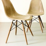 Eames Side Chairs Parchment, Foto © Jörg Astheimer