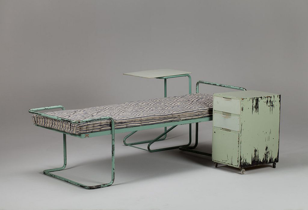 Krankenbett Alvar Aalto, Foto © Jacksons Gallery